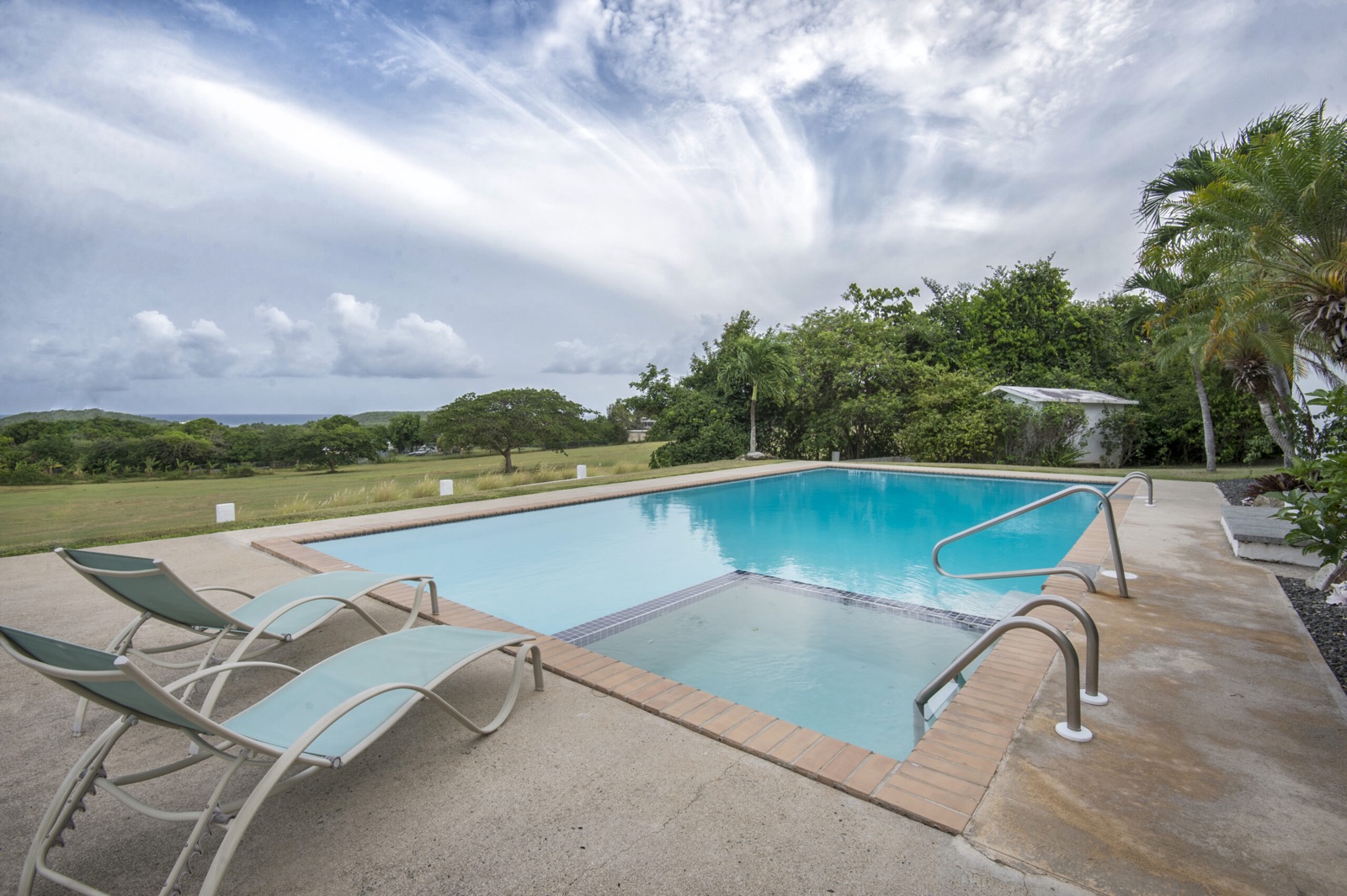 The pool at El Cerro Estate